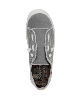 Women's Beachside Round Toe Slip On Sneakers