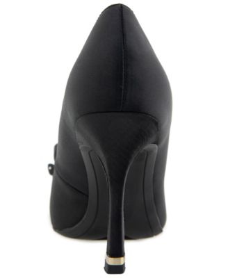 Romi Rosette Slip-On Pumps