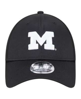 Men's Black Michigan Wolverines Pivot 9FORTY Stretch-Snap Adjustable Hat