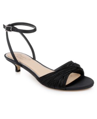 Jewel Badgley Mischka
