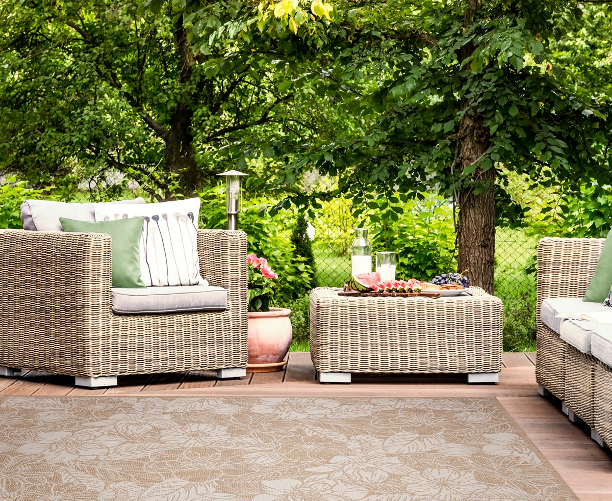 Liora Manne Carmel Botanical 4'10"x7'6" Area Rug In Sand
