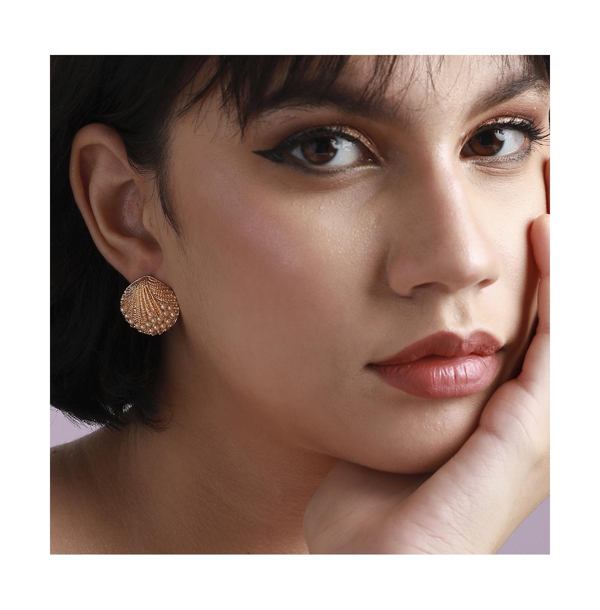 Sohi Pearl Seashell Stud Earrings In Gold