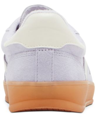 Giia Lace-Up Low-Top Sneakers