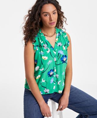 On 34th - Women's Ruffled Floral-Print V-Neck Top