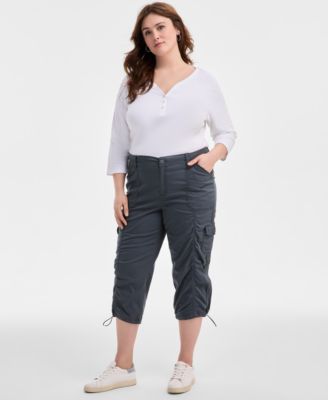 Plus Size Cargo Capri Pants