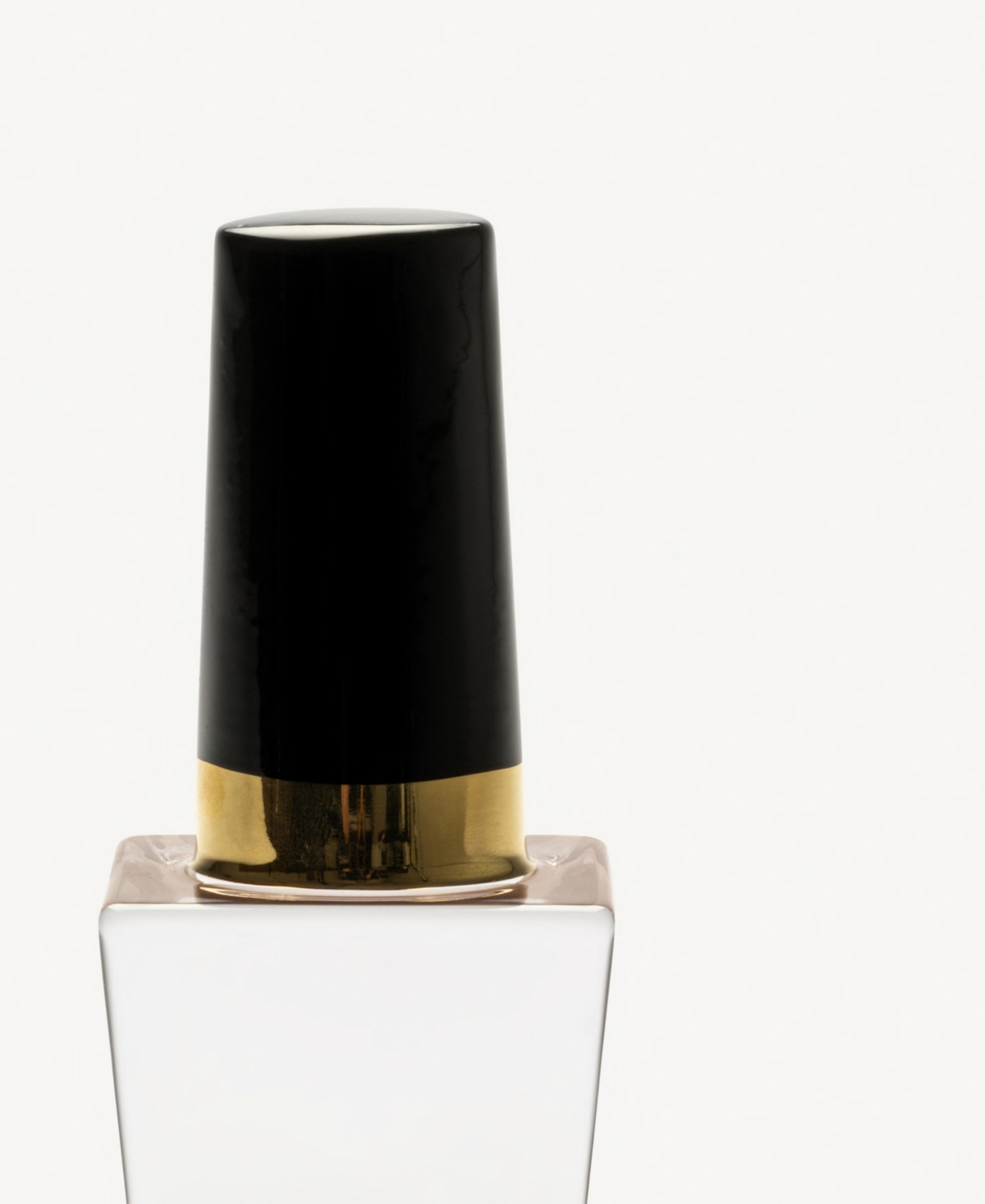 Kosta Boda Make Up Soothing Beige Decorative Nail Polish In Soft Pink
