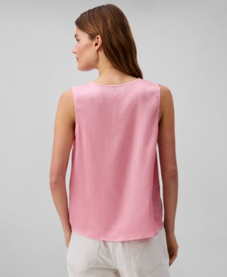 Женский топ на бретелях из текстурированного плиссе с V-образным вырезом от Calvin Klein