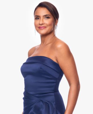 Women's Gathered Strapless Gown