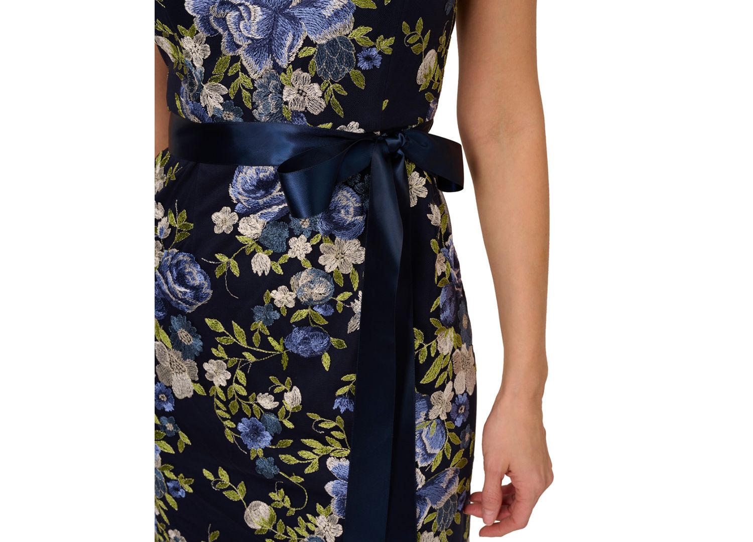 Women's Cascading Floral Sheath Gown