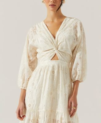 chinese dress ladies Jesalyn Floral Eyelet Maxi Dress