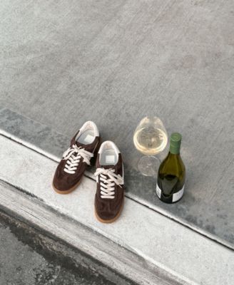 Women's Notice Low-Profile Lace-Up Sneakers