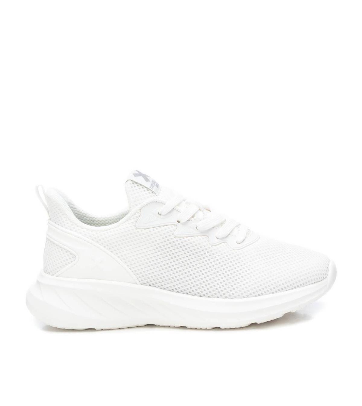 Women's Casual Sneakers By Xti - Black