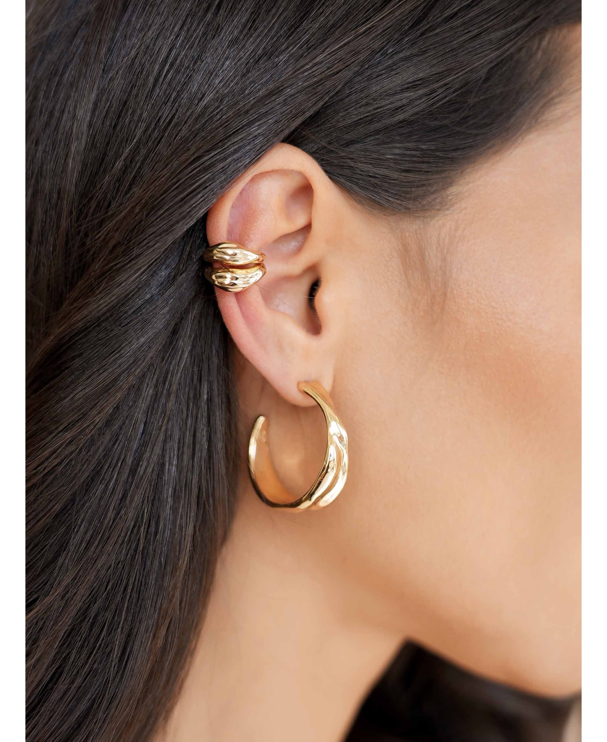 Ettika Liquid Luxe Hoop Earrings In Gold