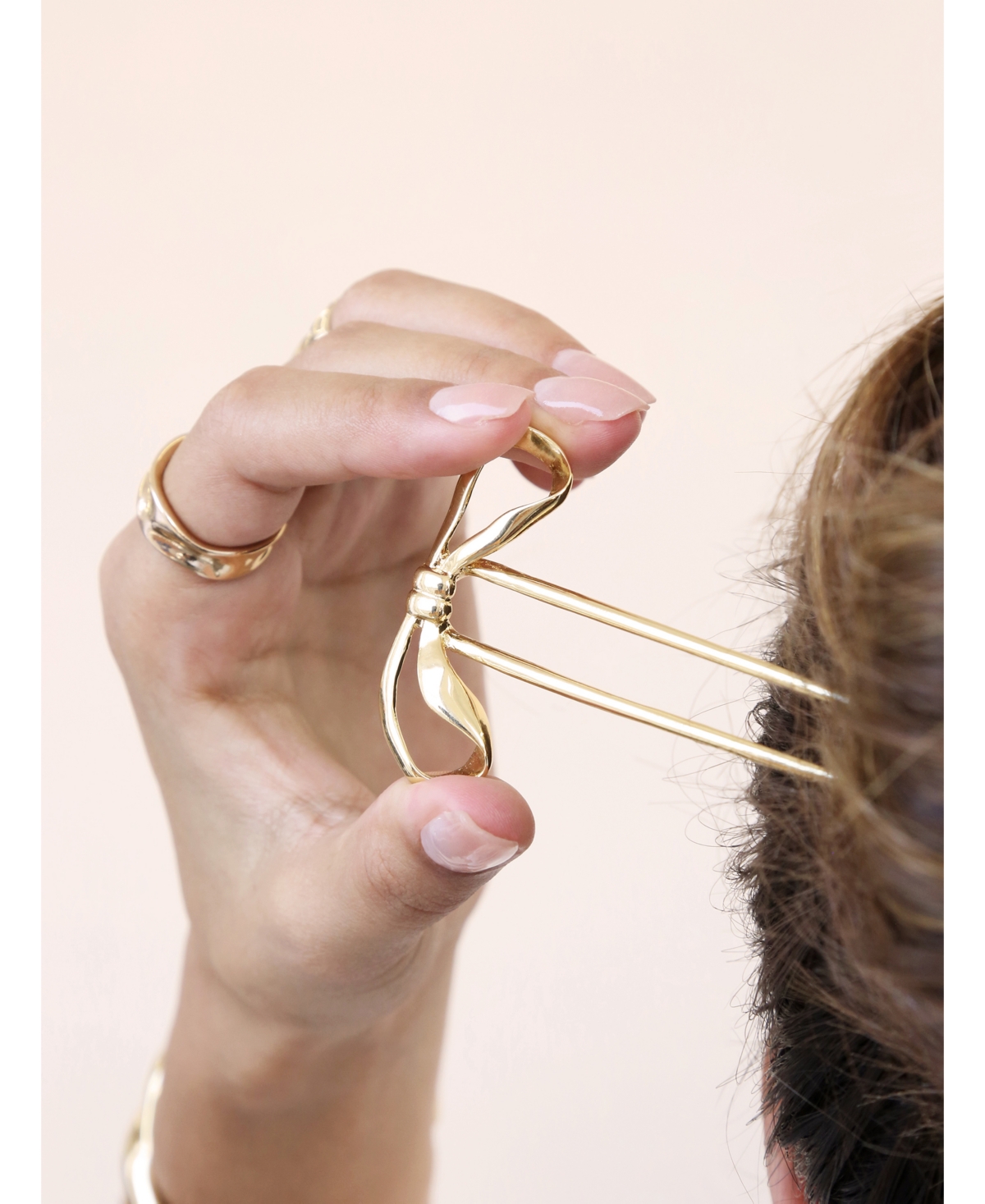 Ettika Organica Bow Hair Pin In Gold Tone In Gold