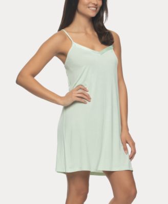 Women's Elysees Sleeveless Satin V-Neck Chemise