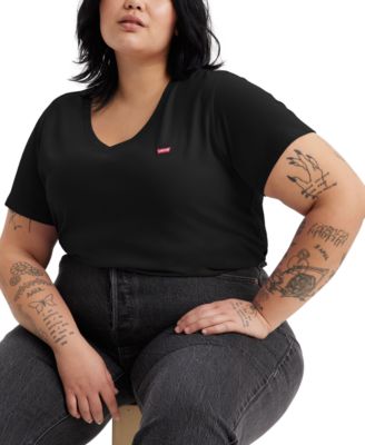 Идеальная хлопковая футболка Levi's Plus Size с V-образным вырезом, эксклюзивно в Macy's