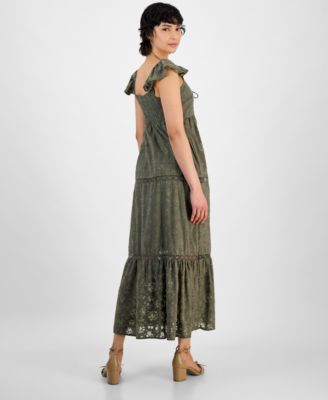 А теперь это миниатюрное макси-платье, отделанное крючком, эксклюзивно в Macy's