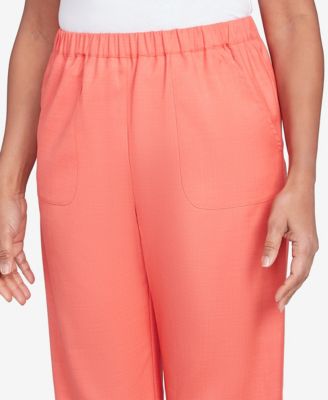 Women's Catalina Island Patch Pocket Elastic Waistband Capri Pants