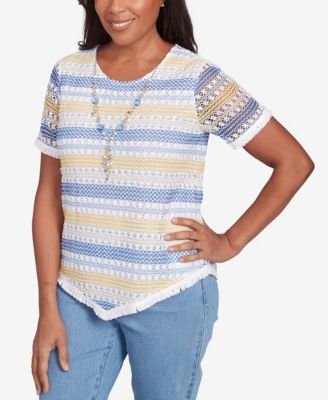 Alfred Dunner Топ с бахромой из бижутерии с эффектной текстурой Petite Flower и ожерельем