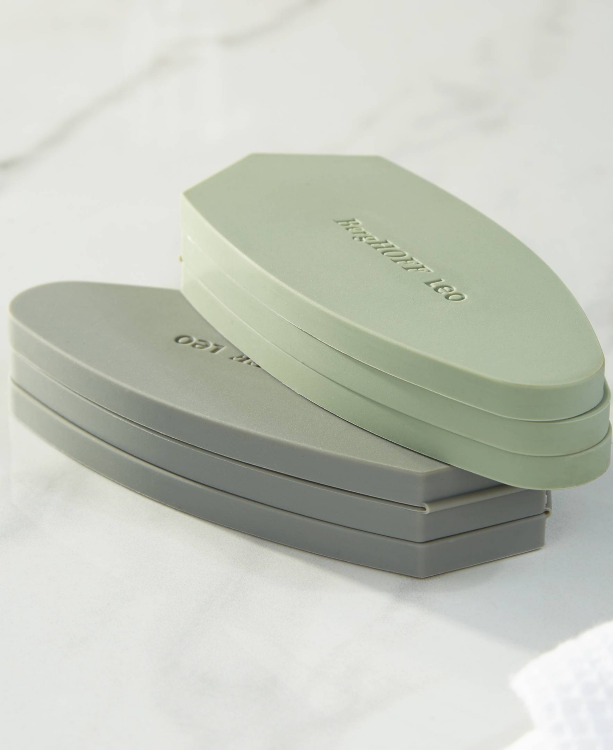 Berghoff Leo Balance 9.5" Silicone Foldable And Magnetic Trivet In Sage