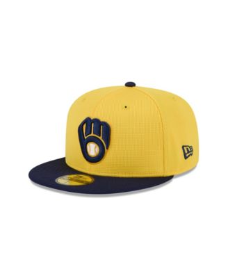 Мужская желтая кепка New Era Milwaukee Brewers 2025, весенняя тренировочная 59-дюймовая приталенная модель.