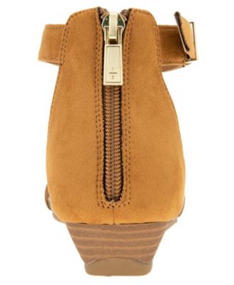 Women's Glytoni Almond Toe Wedge Sandals