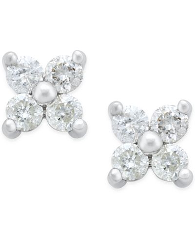 Diamond Flower Stud Earrings (1/5 ct. t.w.) in Sterling Silver