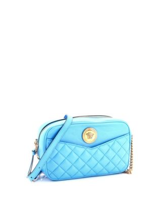 Бывшая в употреблении сумка для фотоаппарата Versace Medium Medusa Icon с передним накладным карманом из стеганой кожи