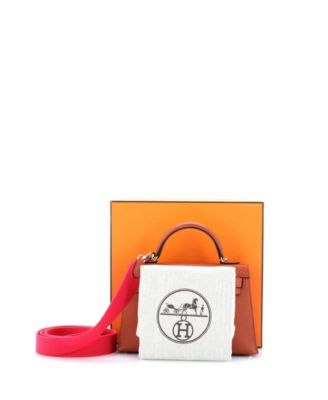 Бывшая в употреблении сумка Hermes 20 Kelly Mini II Amazone коричневого цвета от Chevre Mysore с палладиевой фурнитурой