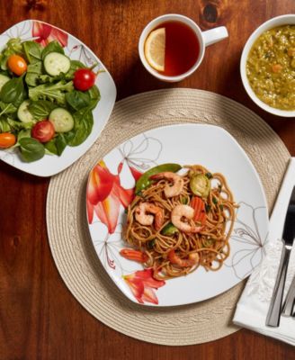 Lily 16 Pc. Dinnerware Set, Service for 4