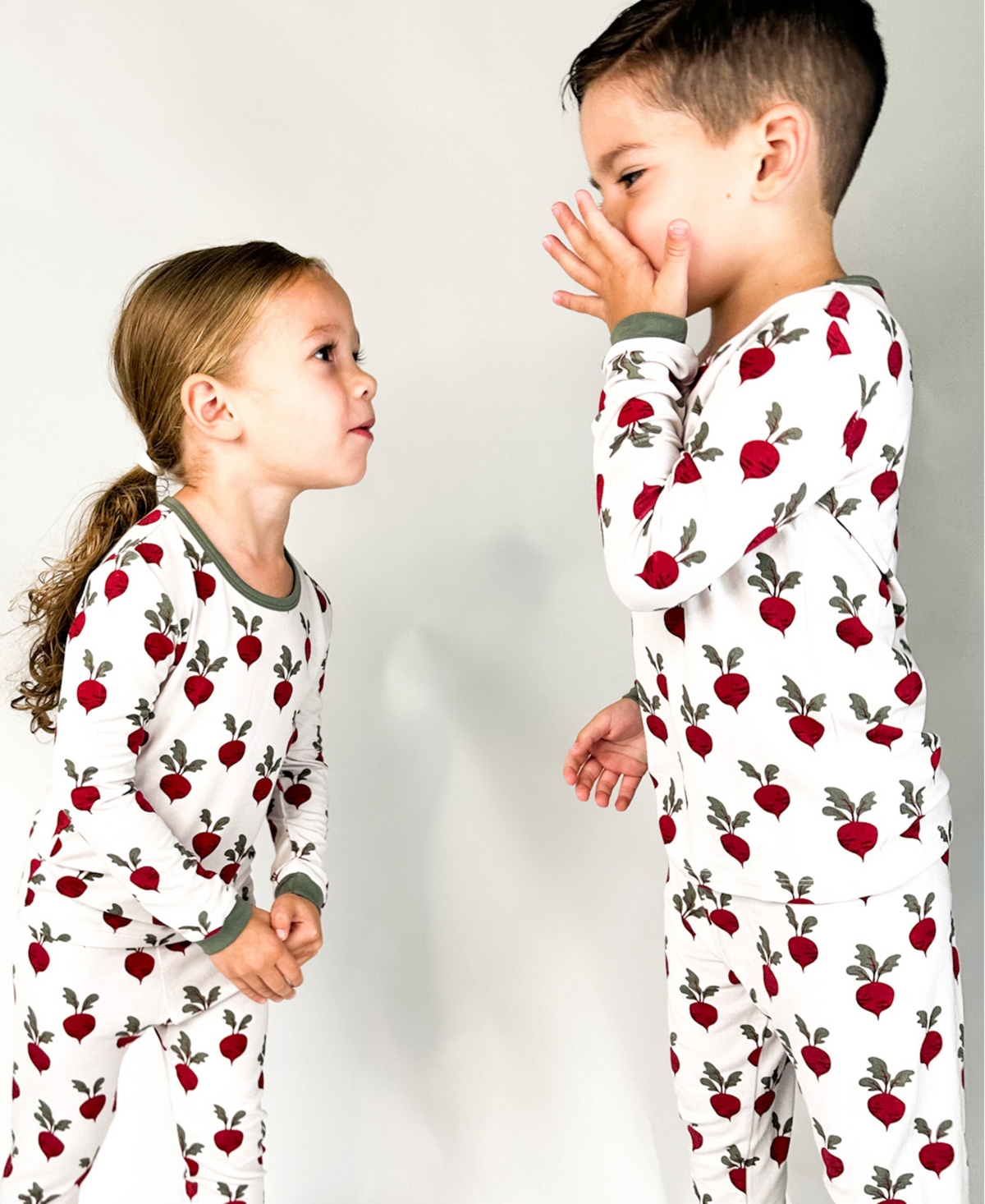 TINY KNOT CO. BABY BOYS AND GIRLS 4-PIECE LONG SLEEVE PAJAMA SET