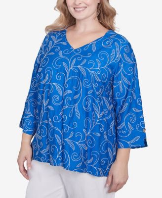 Топ с вышитыми манжетами на рукавах Alfred Dunner Plus Size Parrot Cay Scroll