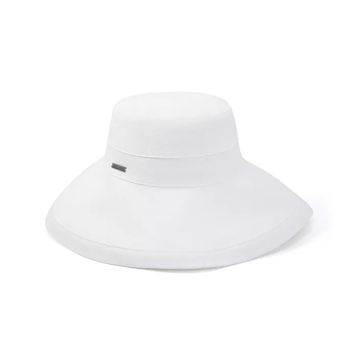 https://slimages.macysassets.com/is/image/MCY/products/6/optimized/31659456_fpx.tif?op_sharpen=1&wid=700&fit=fit,1&fmt=webp