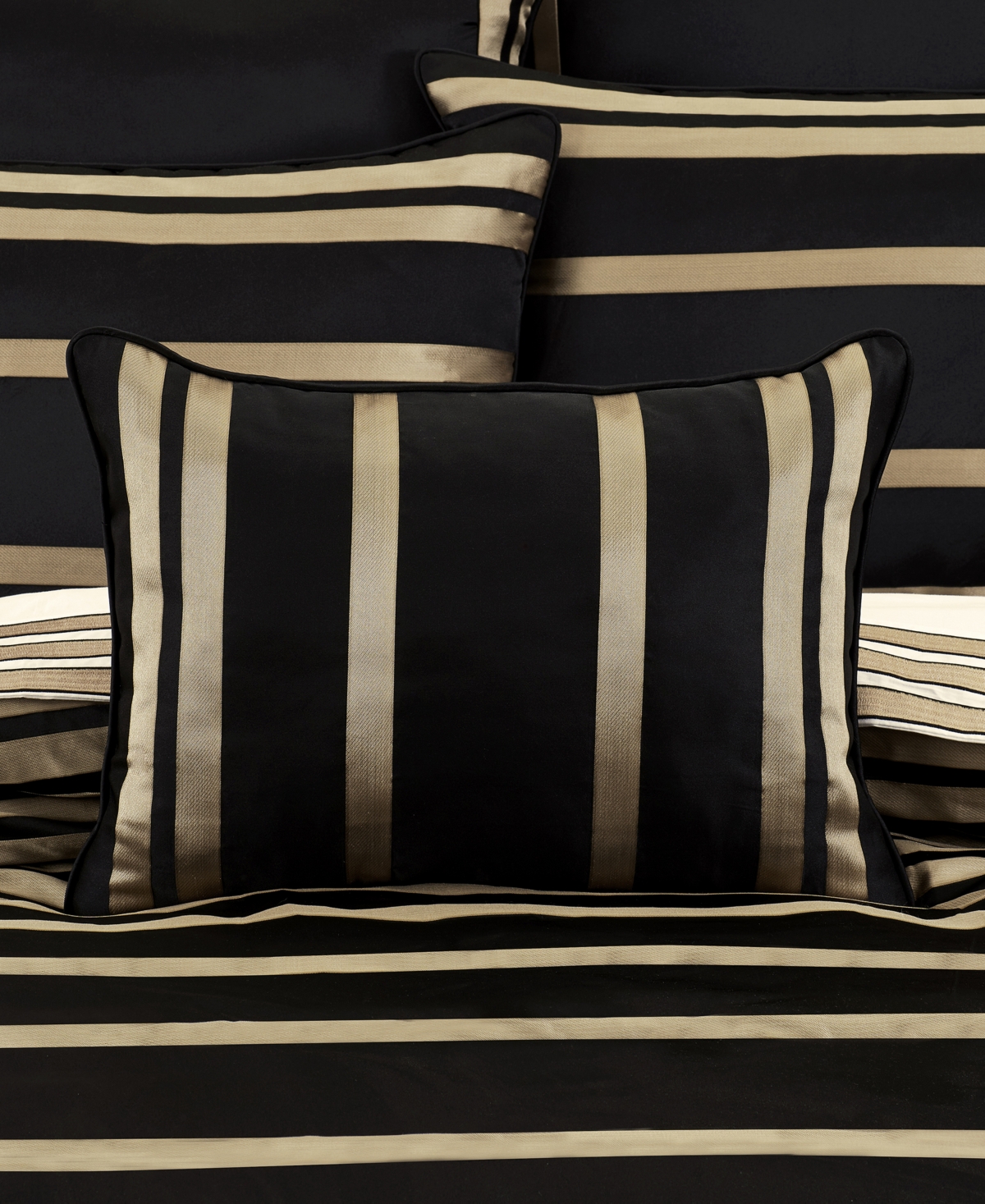 J Queen New York Calvari Boudoir Decorative Pillow, 15" X 20" In Black