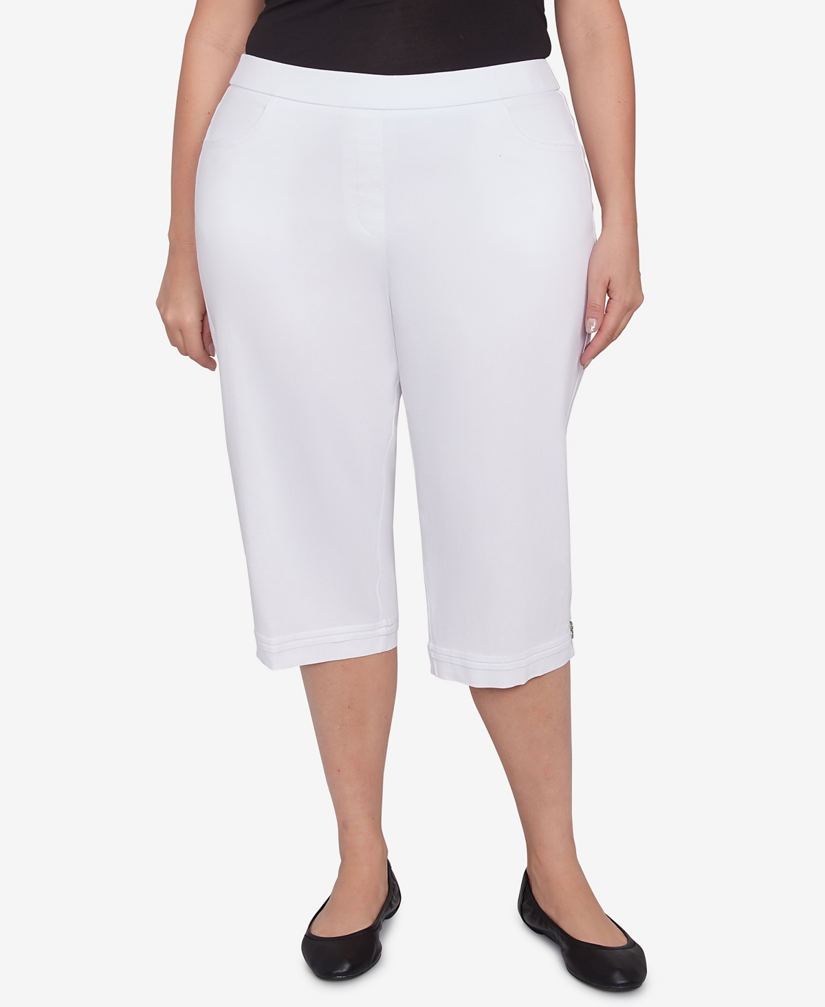 Alfred Dunner Plus Size Parrot Cay Novelty Cuff Tummy Control Capris Pants In Pure White