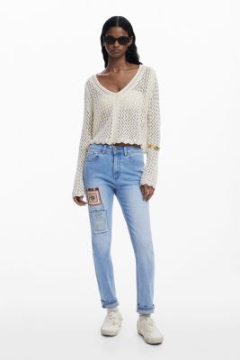 Женские зауженные джинсы Desigual с нашивками