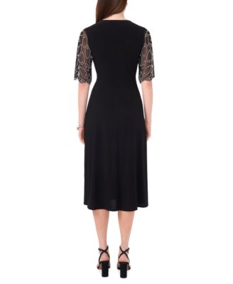 Миниатюрное платье миди с V-образным вырезом и украшенными рукавами от MSK