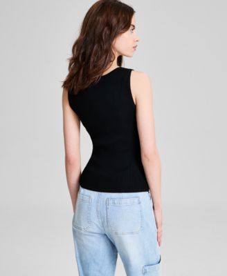 А теперь эта женская майка без рукавов с круглым вырезом, эксклюзивно представленная в Macy's