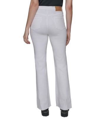 Женские джинсы-клеш с накладными карманами от KARL LAGERFELD PARIS