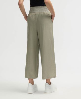 Women s Smocked Waist Cropped Pant