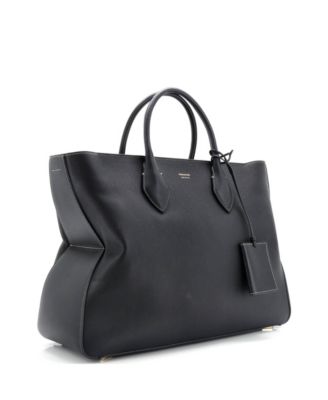 Кожаная сумка Salvatore Ferragamo, бывшая в употреблении, с большой складкой сбоку в виде звезды