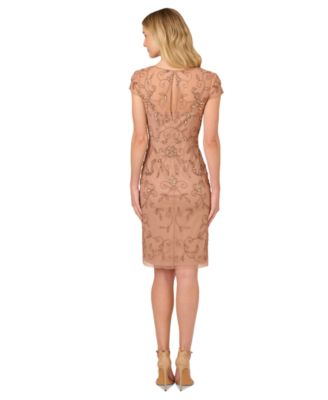 Женское платье-футляр Adrianna Papell, расшитое бисером