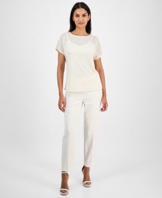 Миниатюрная футболка с вырезом лодочкой от Anne Klein