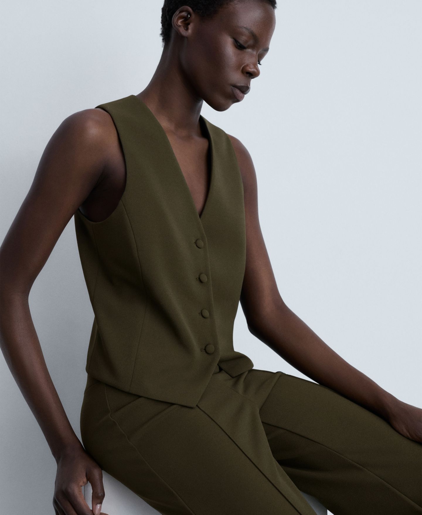Женский топ Mango Buttoned Suit Waistcoat, цвет: Хаки — фото 7