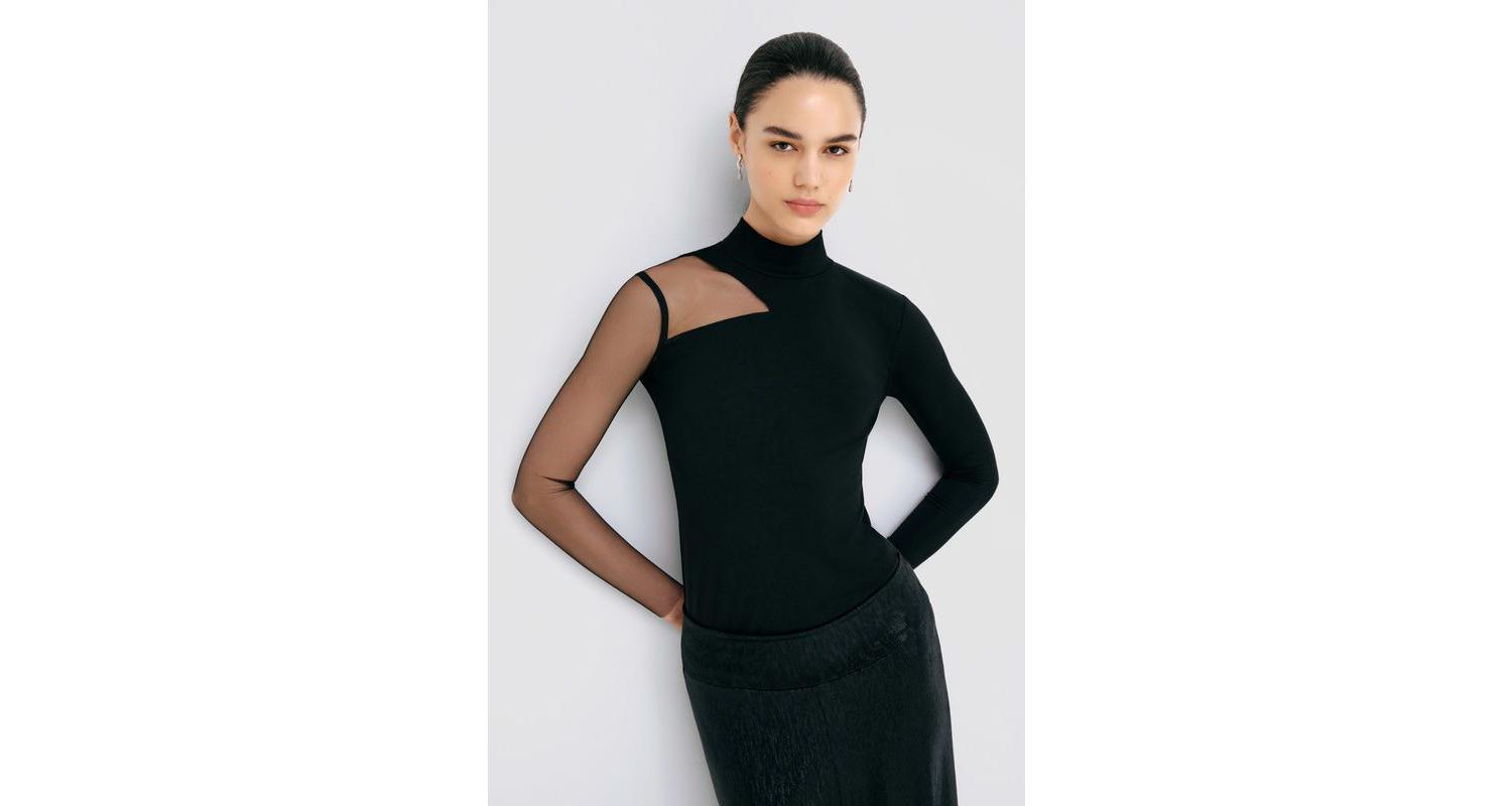 Women's Ysabel Mock-Neck Mesh-Sleeve Fitted Jersey Top