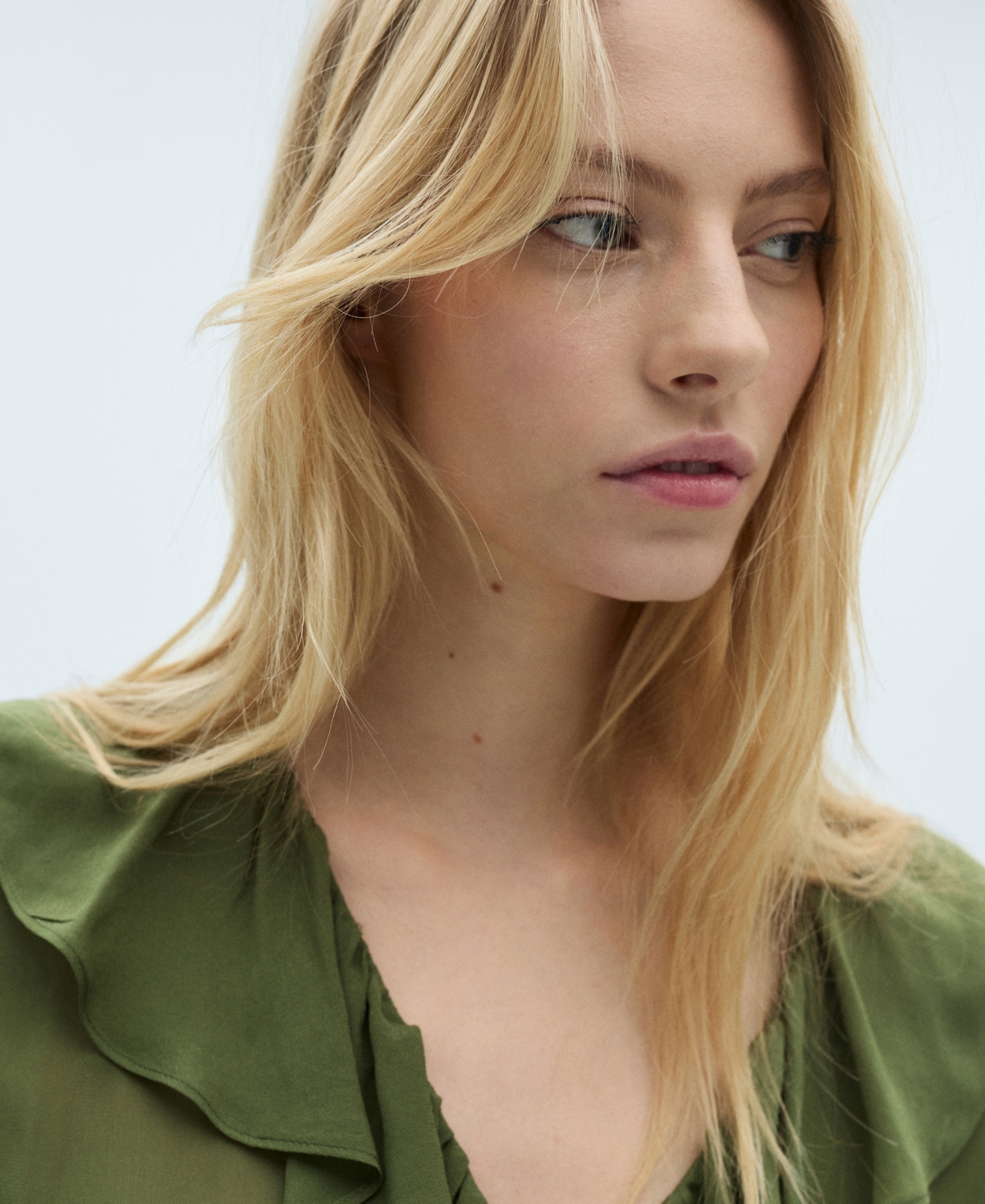 Mango Blouse Volants Kaki - Femme - M -  In Olive