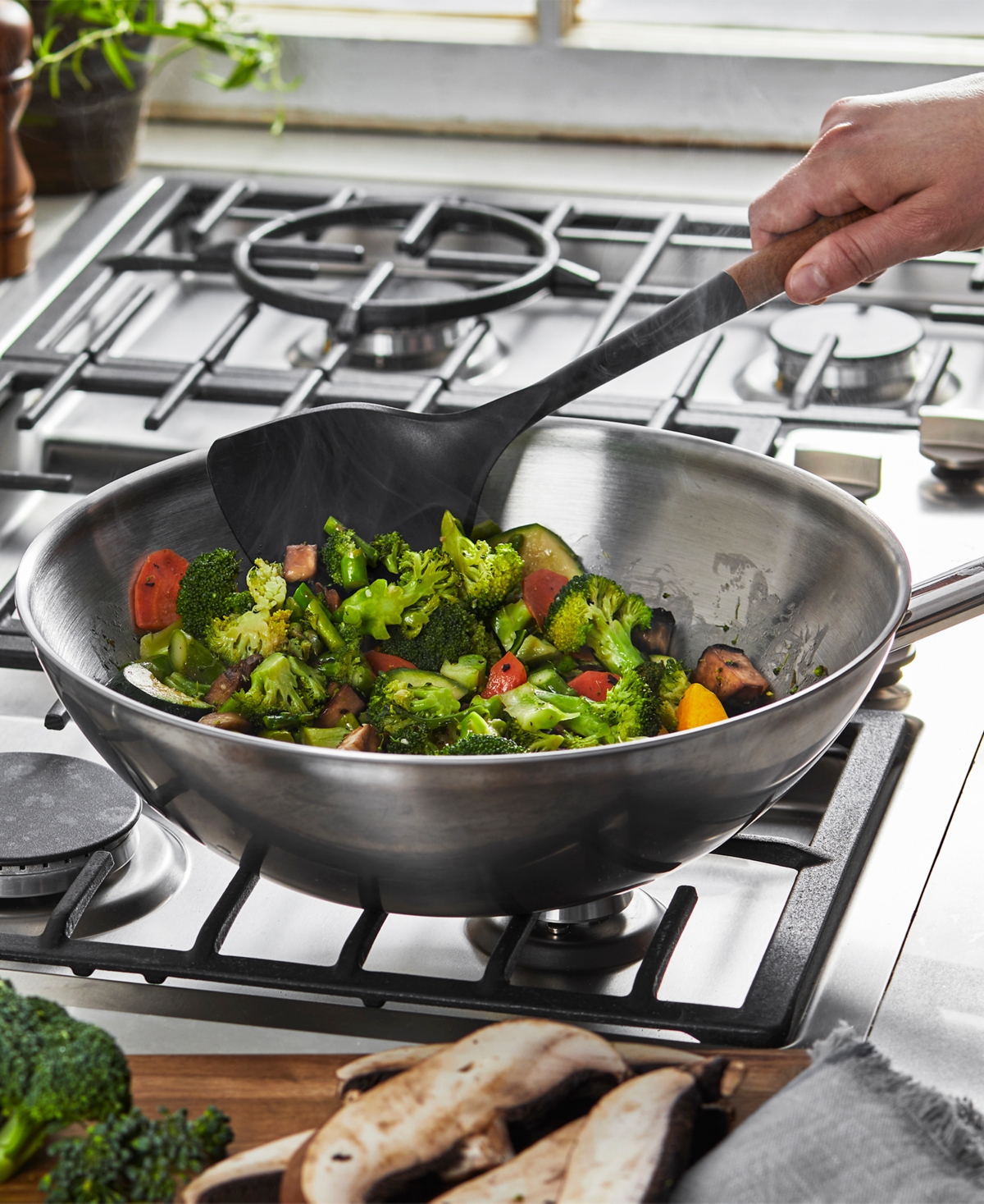 Staub Tools 12.25" Wok Turner