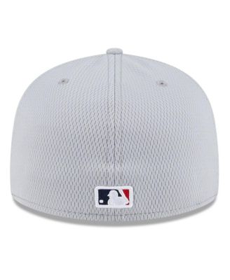 Мужская приталенная шляпа New Era серого цвета Atlanta Braves 2025 MLB Clubhouse 59 за пятьдесят