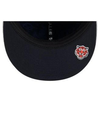 Мужская приталенная шляпа New Era серого цвета Detroit Tigers 2025 MLB Clubhouse 59 за пятьдесят