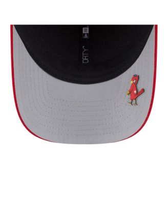 Мужская шляпа New Era Red St. Louis Cardinals 2025 MLB Clubhouse 9FORTY M-Crown с регулируемой головкой.